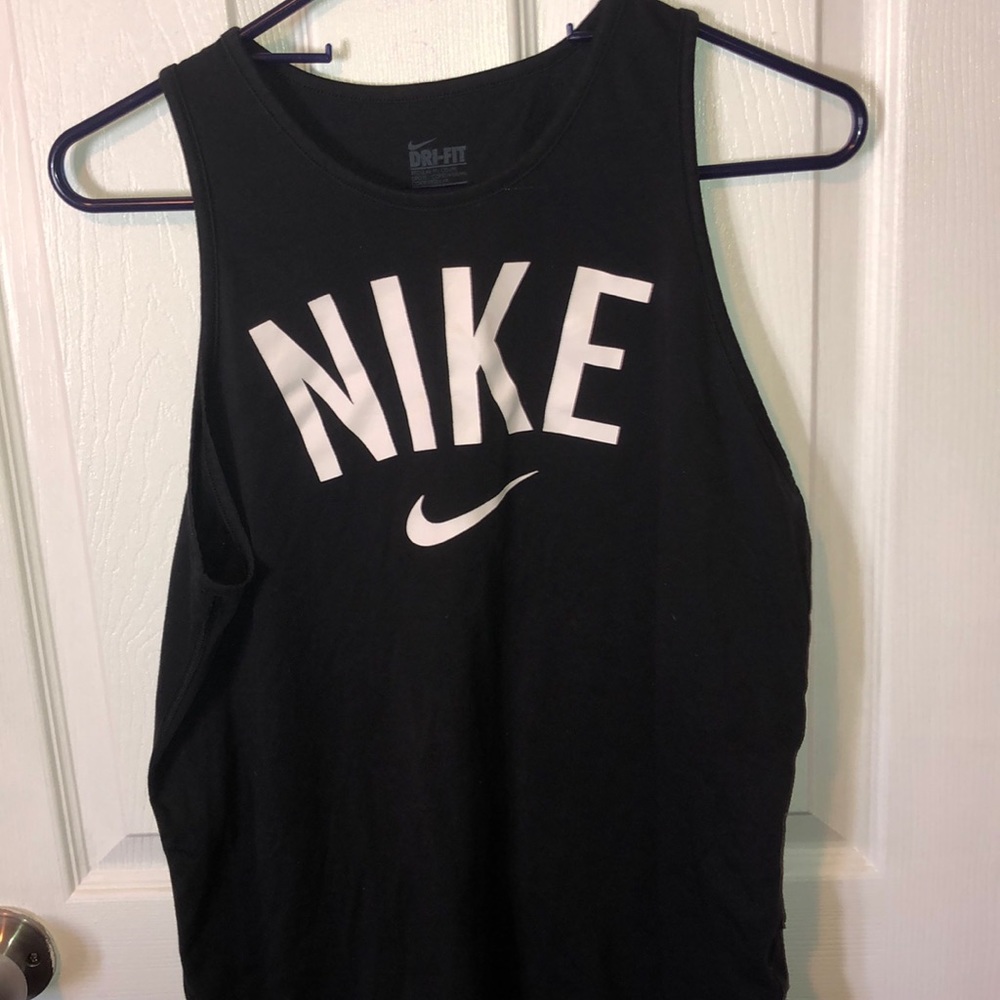 Nike tank